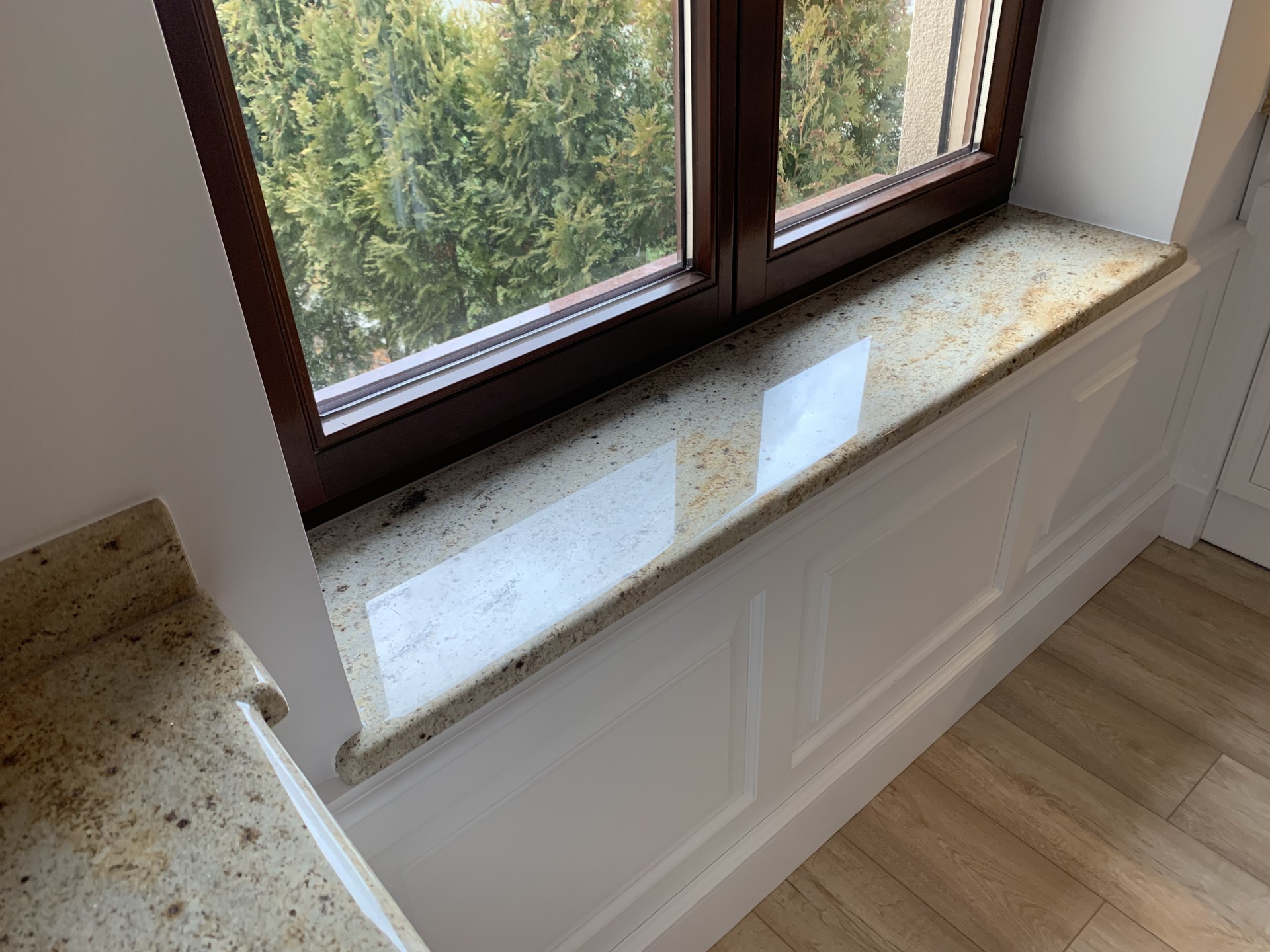 Parapety  z kamienia naturalnego